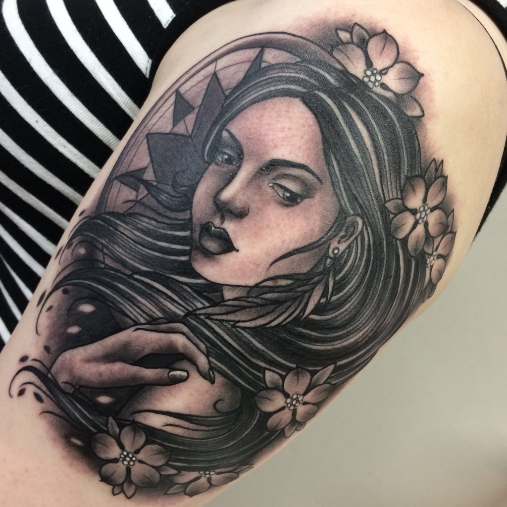 mustaharmaa tatuointi, black and grey tattoo, black & grey tattoo, pocahontas, pocahontas tattoo, zombie tattoo, zombie tattoo helsinki